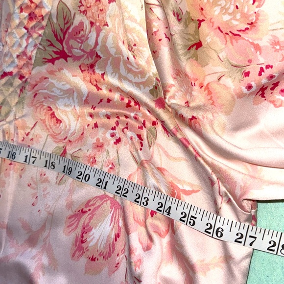 Miss Elaine XL pink floral satin robe #867955 fill zip front - Picture 7 of 8